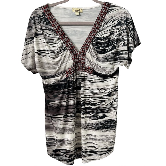 One World Abstract Black/White Embroidered Red/Black V-Neck Women’s Size Medium - Picture 2 of 5